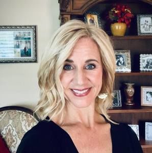 Meet your Posher, Theresa